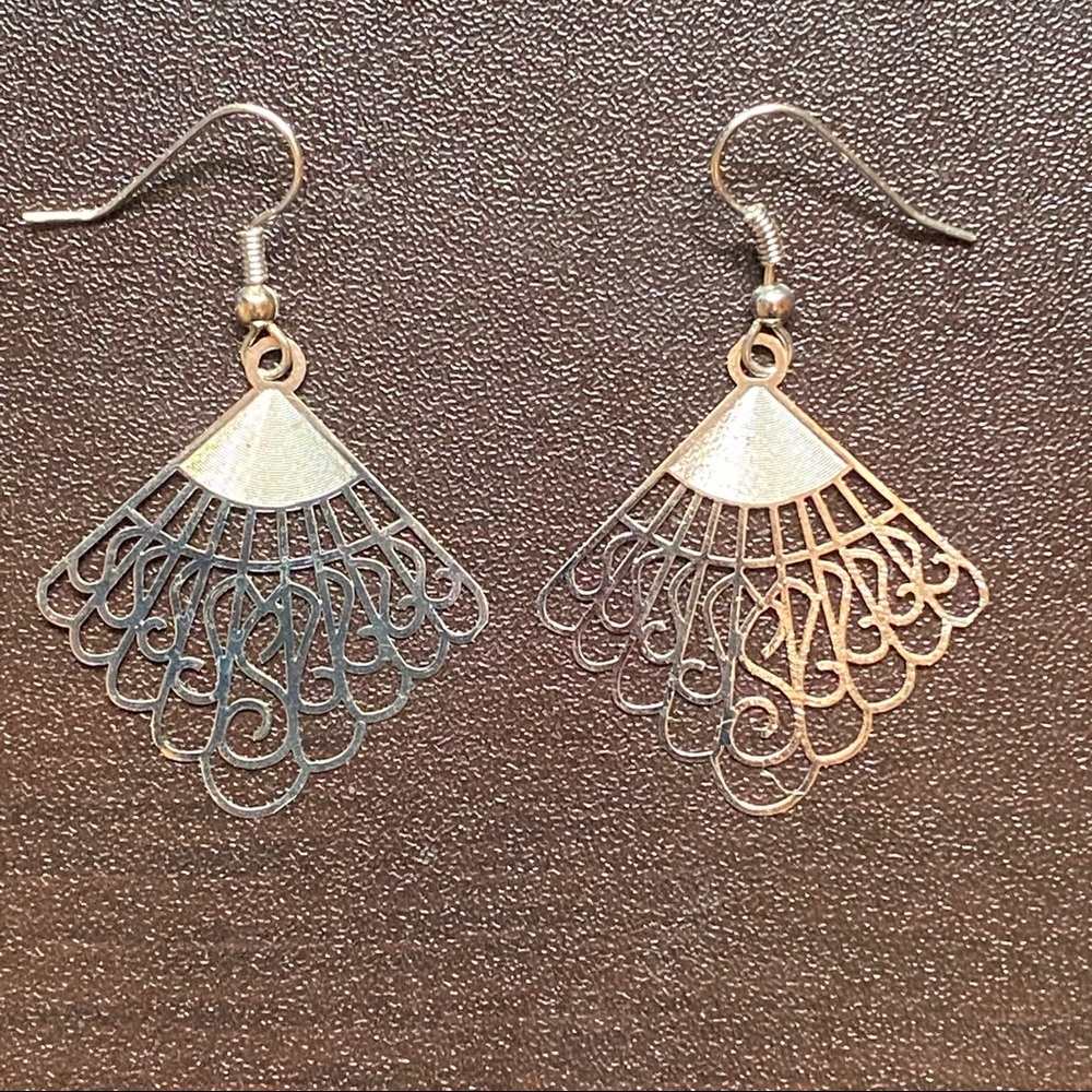 New! Laser Cut Silver Fan Earrings Thin Dangle - Picture 2 of 5